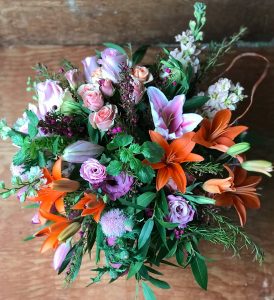 Relaxed Round Bouquet - Spring Essential Arranging