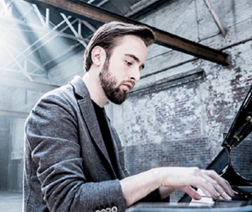 Andris Nelsons conducts Rachmaninoff and Shostakovich featuring pianist Daniil Trifonov