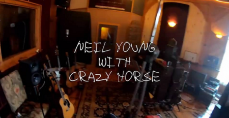 Neil Young & Crazy Horse - Mountaintop