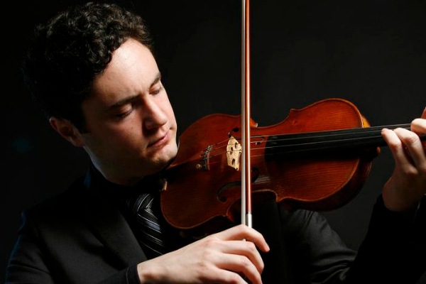 Spring in the Heart with violinist Joshua Peckins