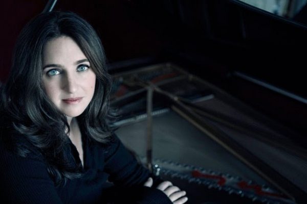 Pianist Simone Dinnerstein Gives Debut Performance with Emmanuel Music