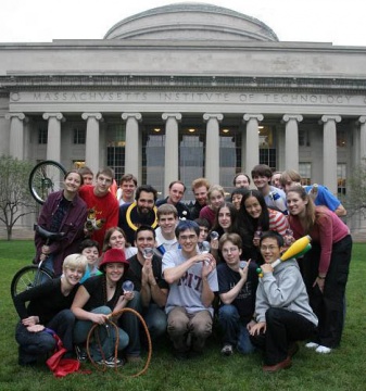 MIT Student Juggling Club